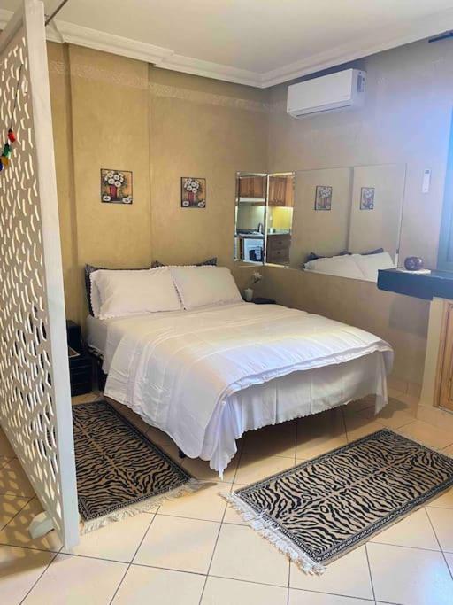 Superbe Appartement A Gueliz Marrakesh Buitenkant foto